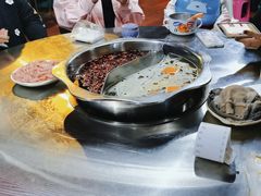 -储奇门鳝鱼火锅(总店)