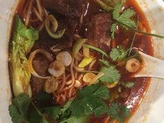 红烧牛肉面-鹿港小镇(霄云店)