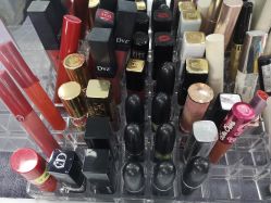 -美妆吧私人订制·化妆美甲美睫半永久