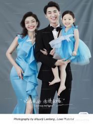 点击看大图 -十孕纪高端孕妇亲子摄影