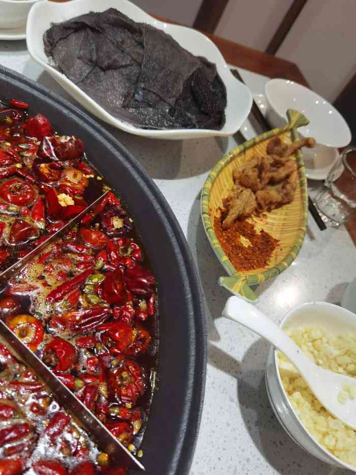 重庆两路口火锅(紫荆店)