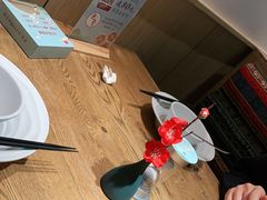 -蜜桃餐厅·伴山(湖滨商业街店)