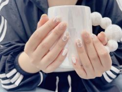 -秀色美甲美睫纹绣护肤