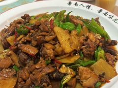 -鲁南仔·滕州炒鸡(经三路店)