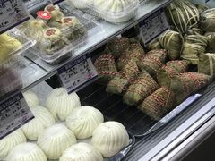 -白玉兰食品(中山公园龙之梦店)