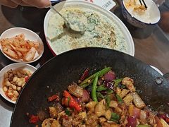 -富正毅三下锅(体育馆店)
