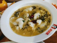 老坛酸菜鱼饭-南城香·饭香串香馄饨香(富丰桥店)