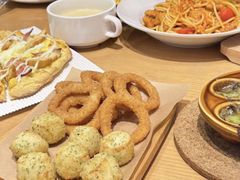 -必胜客(WOW昙华林店)