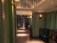 -八府香鸭·啫啫煲(华山路店)