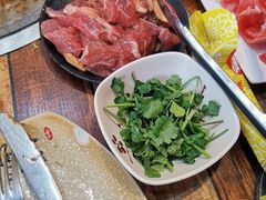 -小黄牛涮烤养生馆(欧景国际店)