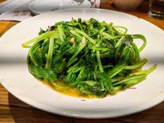 -黄泥岗·地道湖北菜(奥特莱斯店)