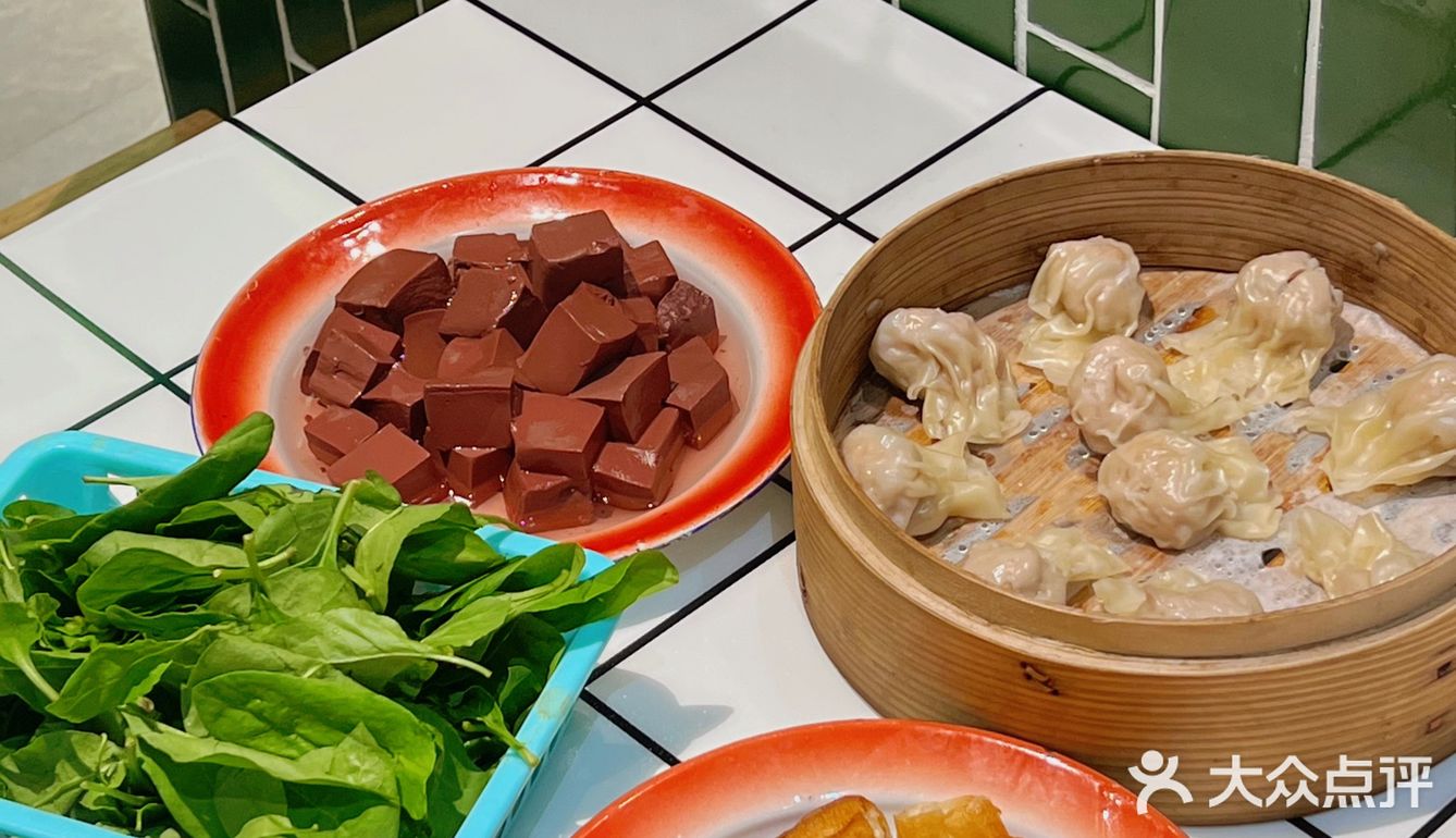 强叔猪杂粥｜现选，现切，现场煮[色]宵夜首选