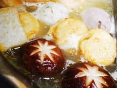 红颜花胶鸡锅-湊湊火锅·茶憩(上海合生汇店)