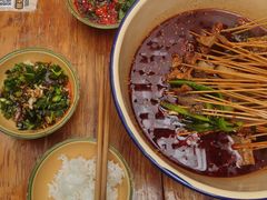 -拈签一笑黄牛肉辣卤串串