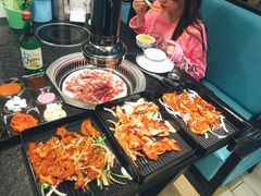 -烤路里·韩国品质自助烤肉(石路天虹4号店)