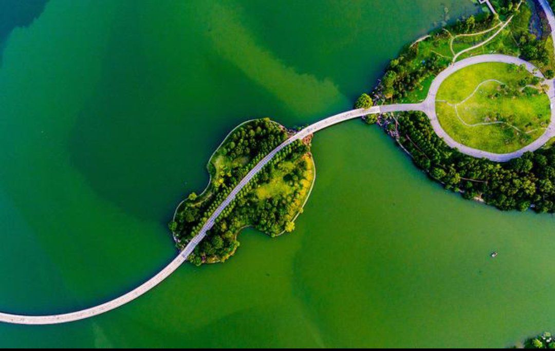 合肥市翡翠湖风景区:一幅自然与人文的绝美画卷