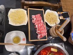 -百年川椒重庆老火锅(光谷店)
