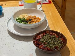 -佬缸炮江湖川菜(玉林店)