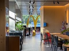 -麦当劳(滨河路DT店)