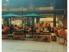 -星巴克(七宝领展广场1F店)