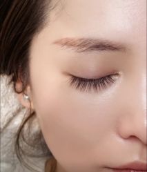 -eYeYo专业美睫