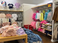-GAP(王府井奥莱·香江小镇店)