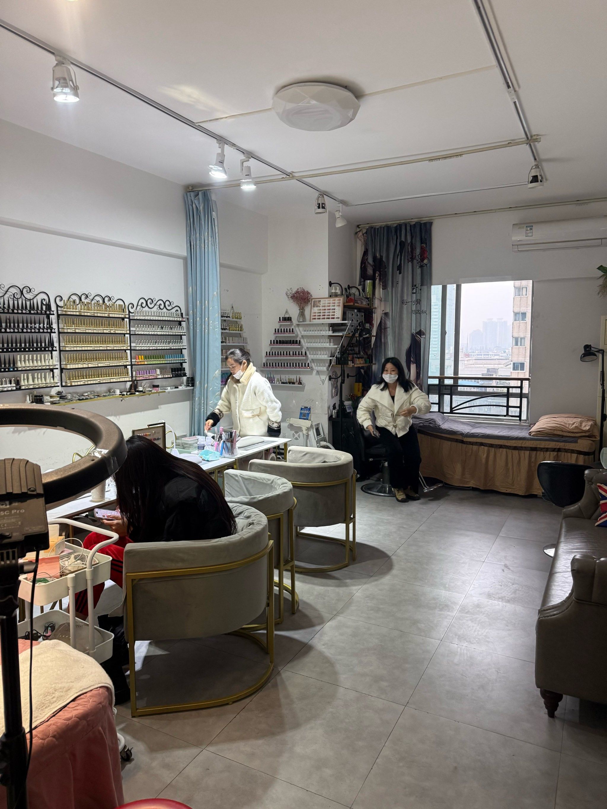 穿梭在时光里的优雅——震泽生活美容馆