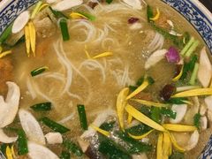 -香麒园·过桥米线·南湖雅宴