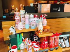 零售区-星巴克(红房子店)