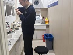 -光明眼镜·蔡司授权(徐泾店)
