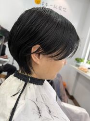 -镁连社·美联社