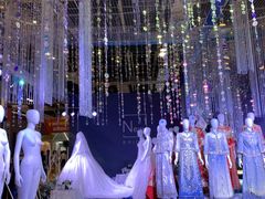 -东浩兰生上海世博展览馆