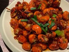 全味虾球-巴厘龙虾·榜首油焖大虾(音乐学院·沿江酒馆店)