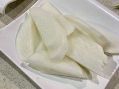 白萝卜-墨脱石锅椰子鸡•香草鸭•东山羊(大东海店)