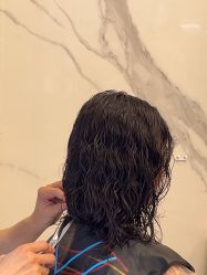 -蓝调造型·烫发·染发