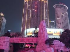 -观音桥步行街