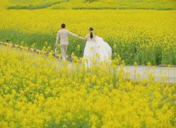 -唯一旅拍·颂当代影像艺术中心(上城店)