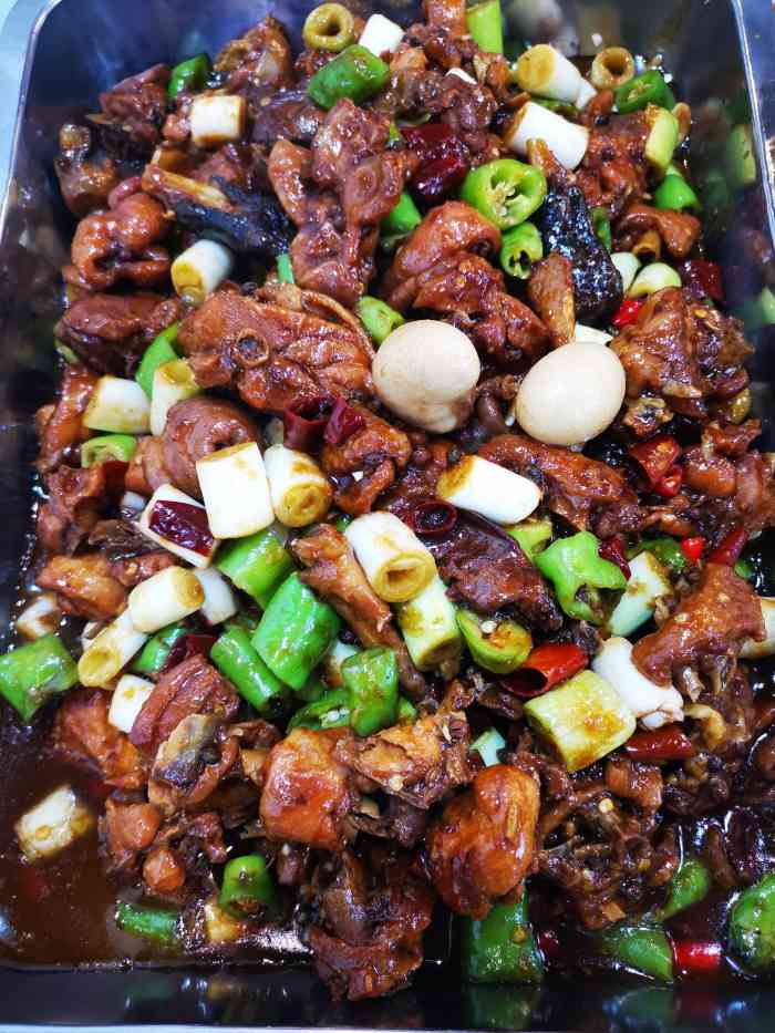 张大彪临沂炒鸡(城阳店"惦记好久的炒鸡店,听说是网红店,我倒要尝.