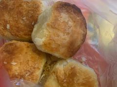 鲜肉月饼-草庐酒家
