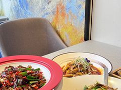 -有红鸡毛店·川菜(建设路店)