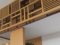-峨嵋小镇·川菜(勒泰中心店)
