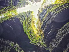 -梭布垭石林景区