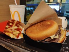 -麦当劳(新洲南路店)