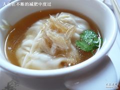 鱼翅灌汤饺-苏浙汇(古北店)