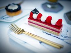 -UNI UNI(环亚凯瑟琳店)