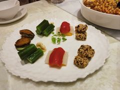-孔雀云贵川·融合菜(长宁来福士店)