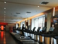 -蓝天国际游泳培训基地(华腾园店)