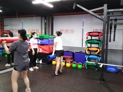 -佳禾健身(三元里店)