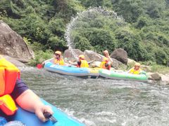 -雅鲁激流探险漂流