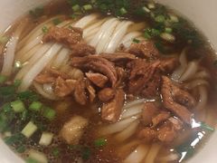 -矮子粉店1985·长沙米粉(湘春路店)